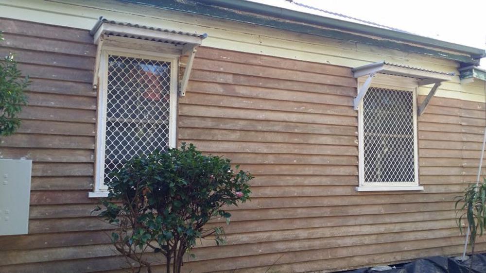 House Window Screen and Shade Painting Toowoomba