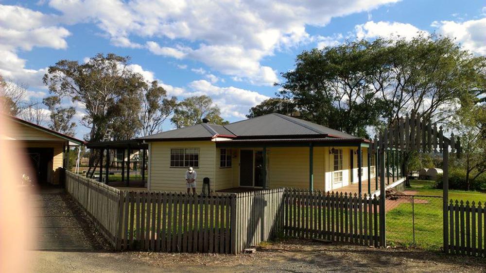 Left Angle House Painting Toowoomba