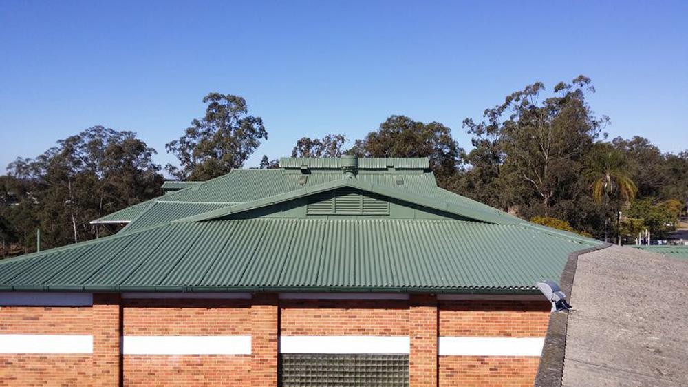 Simple Green Roof Repainting Toowoomba