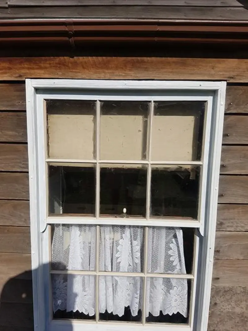 white window house painting toowoomba white window house painting toowoomba