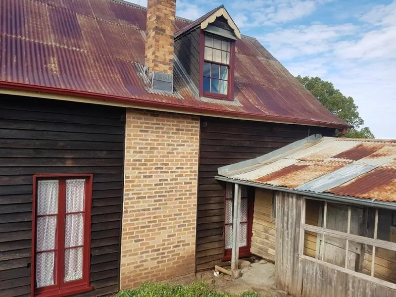 rusty roof house painters toowoomba rusty roof house painters toowoomba