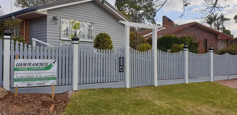 gray fence house painters toowoomba gray fence house painters toowoomba