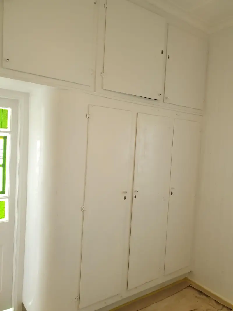 white closet house painters toowoomba white closet house painters toowoomba