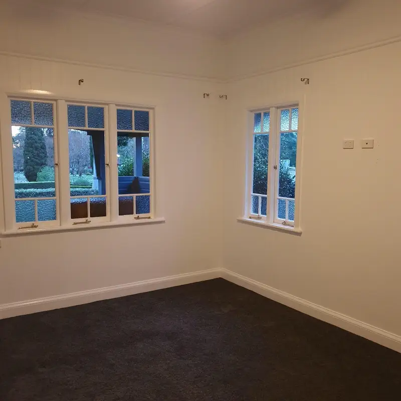sliding glass window house painting toowoomba sliding glass window house painting toowoomba