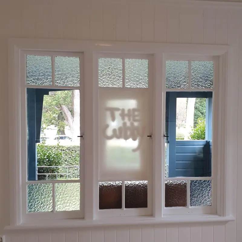 glass window interior house painting toowoomba glass window interior house painting toowoomba