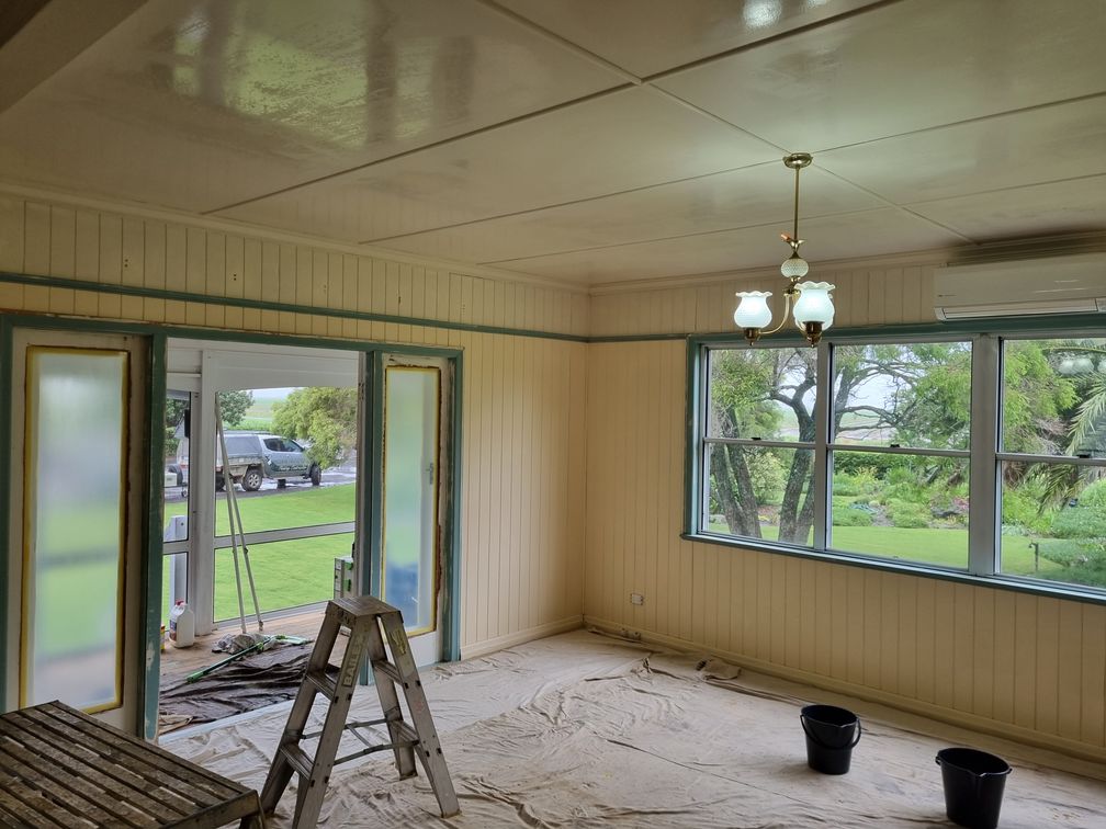 white interior painting job 2025 8 white interior painting job 2025 8
